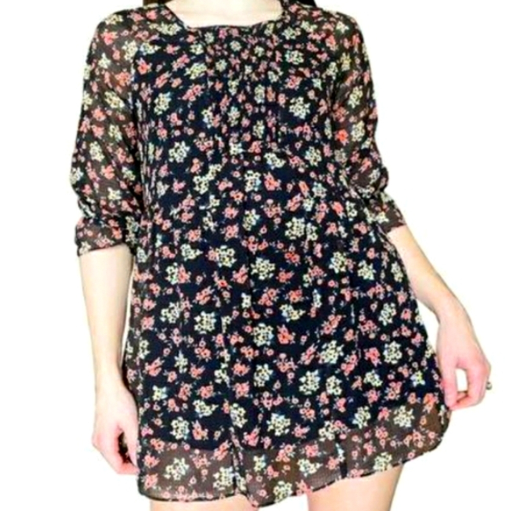 Free People Black Floral Mini Dress fits size S